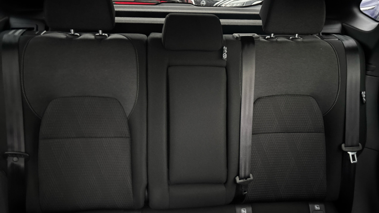 Nissan Qashqai 1.3 DiG-T MH N-Connecta 5dr Petrol Hatchback